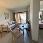 Appartement Alba d'Oru - T2 Vue mer, Plage et Piscine chauffée